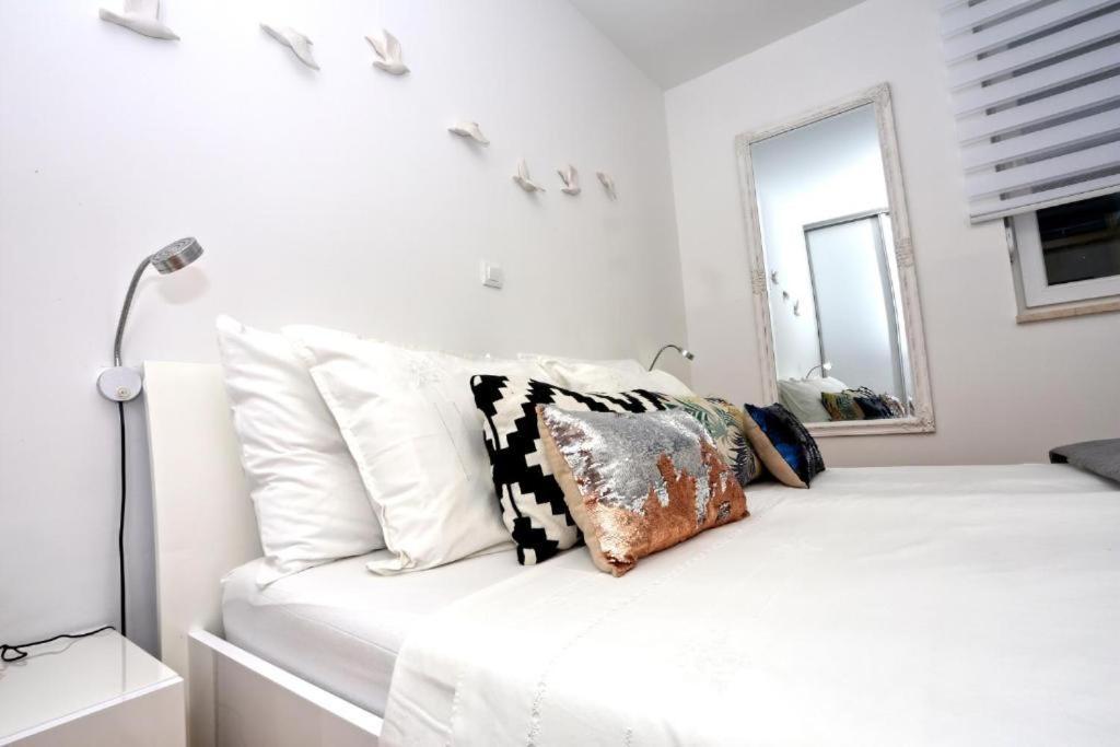 Apartments Kamelija Split Room photo