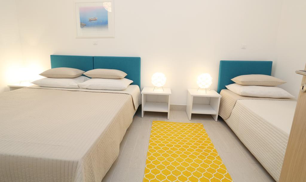 Apartments Kamelija Split Room photo